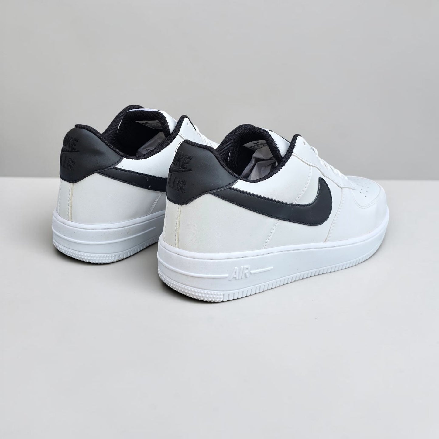 AF White/Black